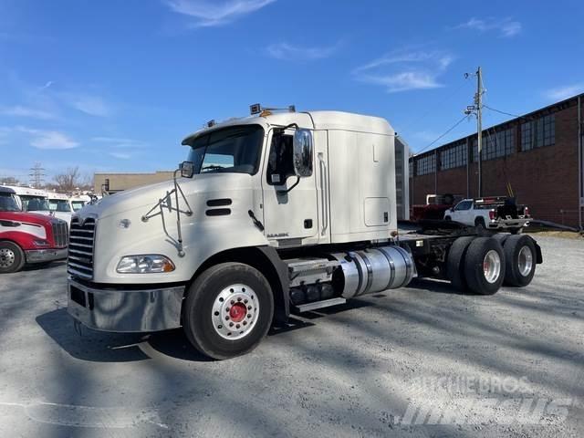 Mack CXU613 Ciągniki siodłowe