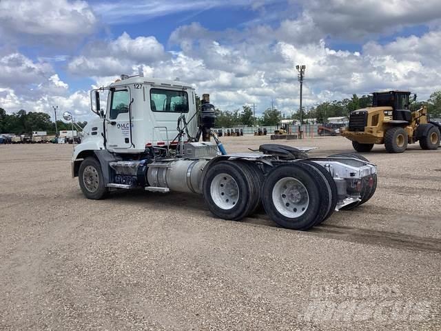 Mack CXU613 Ciągniki siodłowe