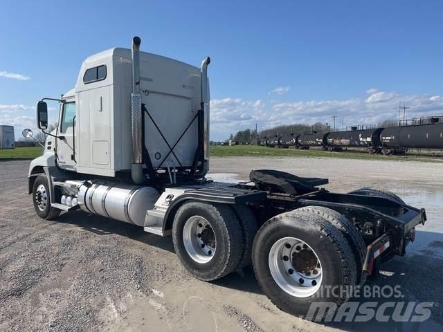 Mack CXU613 Ciągniki siodłowe