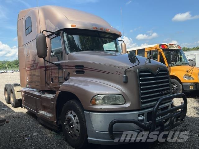 Mack CXU613 Ciągniki siodłowe