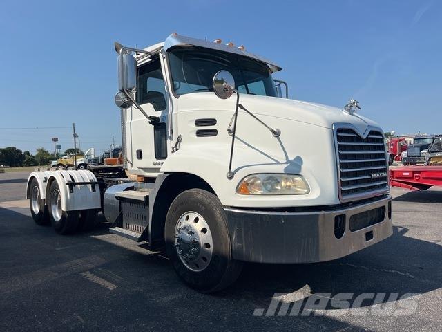 Mack CXU613 Ciągniki siodłowe
