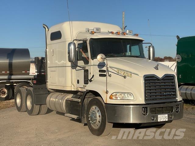 Mack CXU613 Ciągniki siodłowe