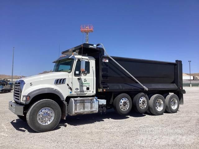 Mack GR104F Wywrotki