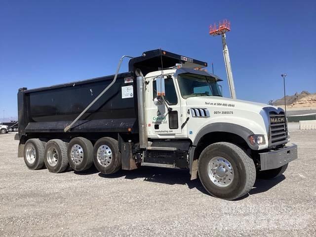 Mack GR104F Wywrotki
