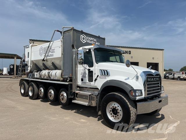 Mack GR64F Gruszki do betonu