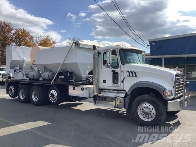 Mack GU713 Gruszki do betonu