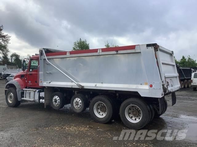 Mack GU713 Wywrotki