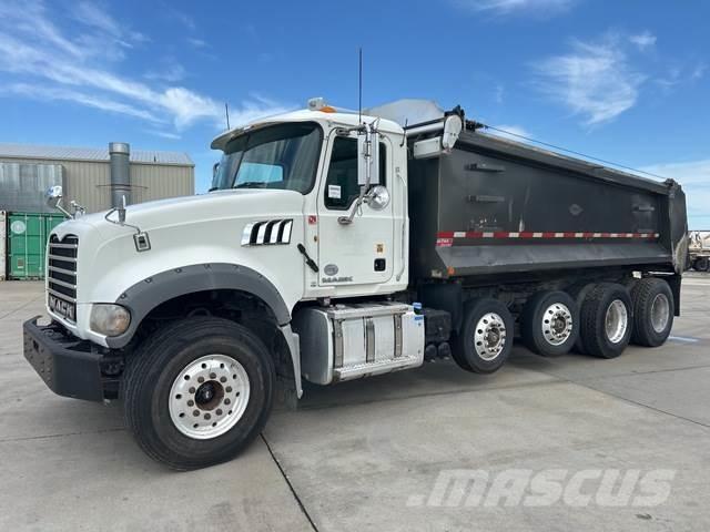 Mack GU713 Wywrotki