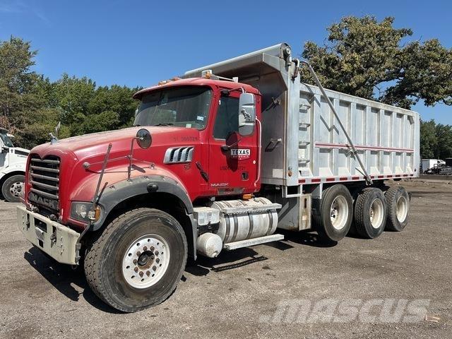 Mack GU713 Wywrotki