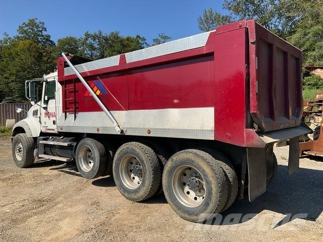 Mack GU713 Wywrotki