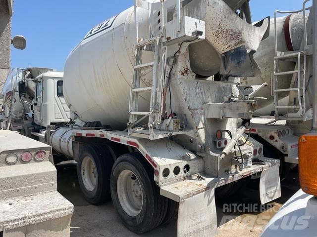 Mack GU813 Inne