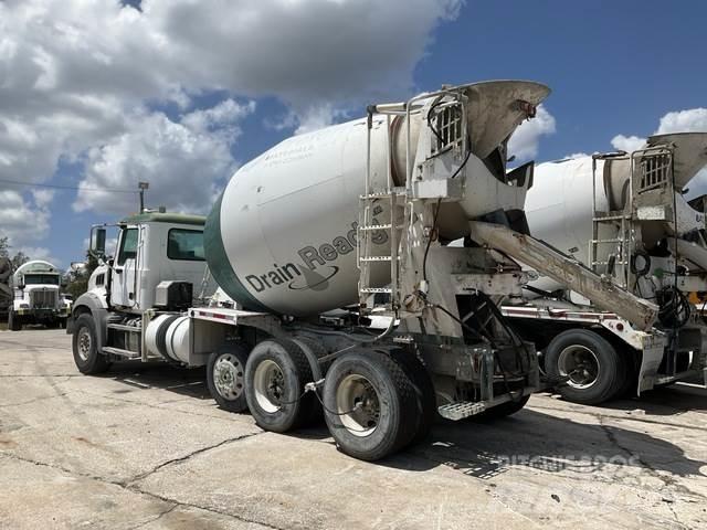 Mack GU813 Inne