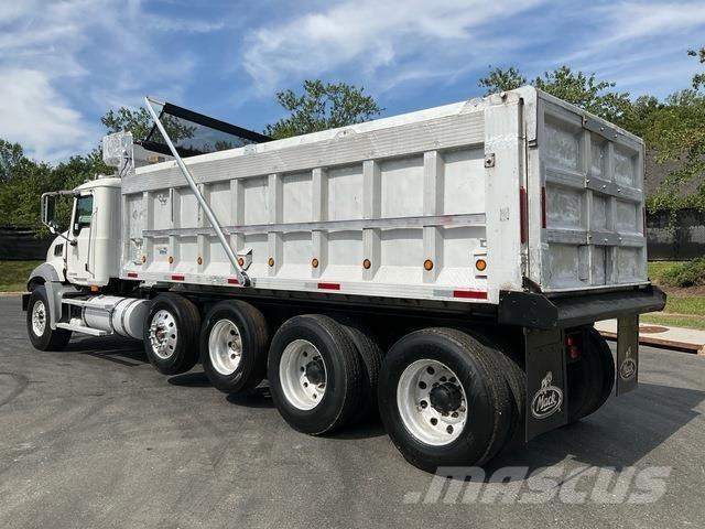 Mack GU813 Wywrotki