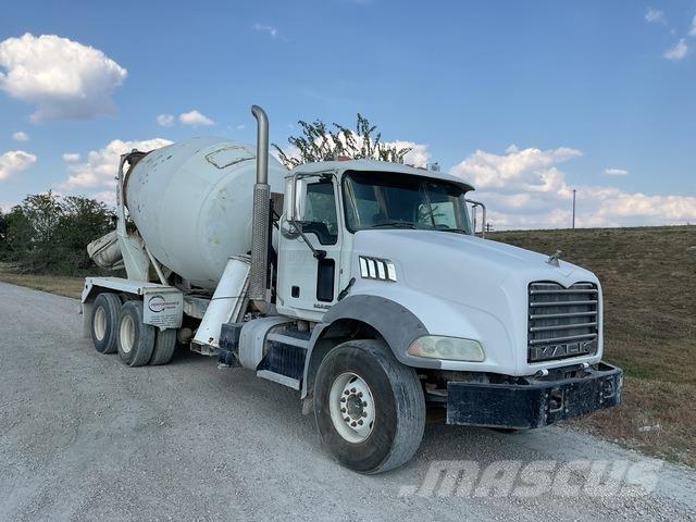 Mack GU813 Inne