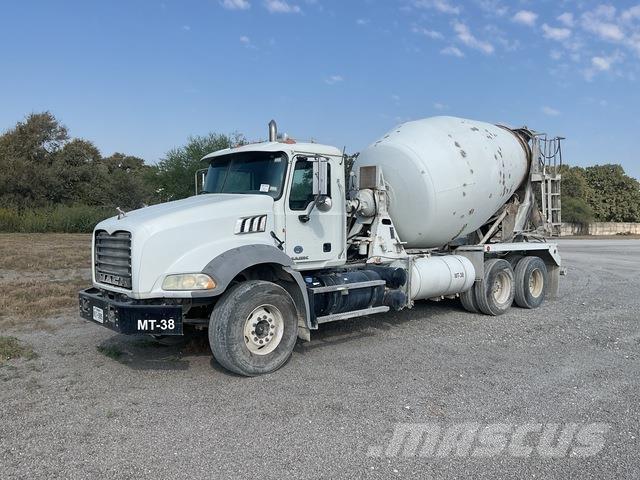 Mack GU813 Inne