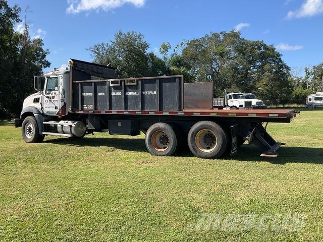 Mack GU813 Wywrotki