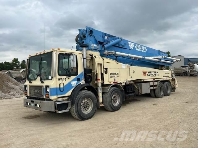 Mack MR Samojezdne pompy do betonu