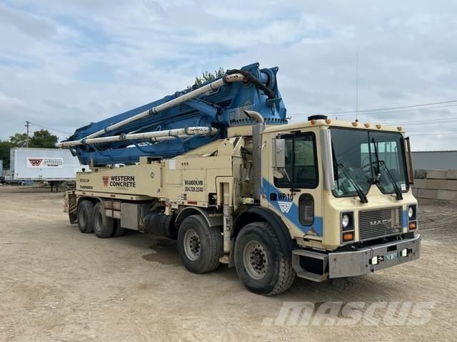 Mack MR Samojezdne pompy do betonu