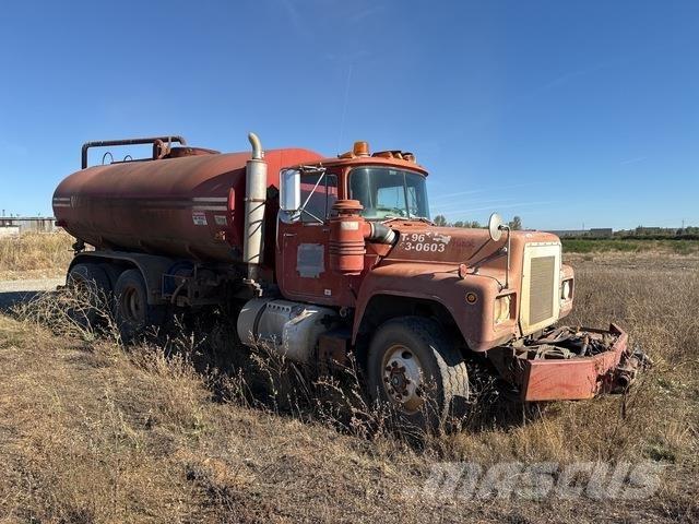 Mack R688ST Polewaczki