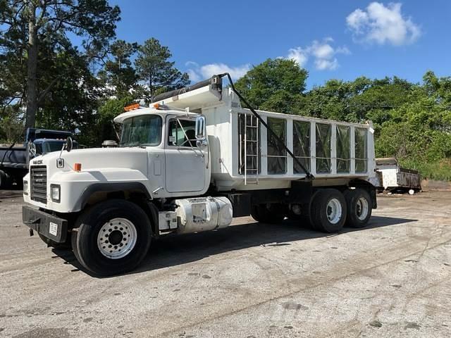 Mack RD600 Wywrotki