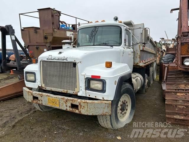 Mack RD688S Wywrotki