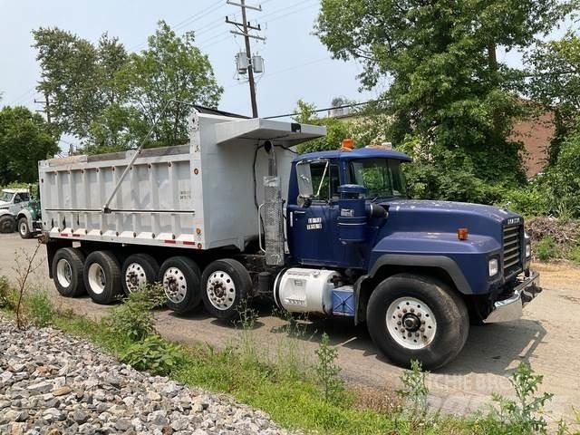 Mack RD688S Wywrotki