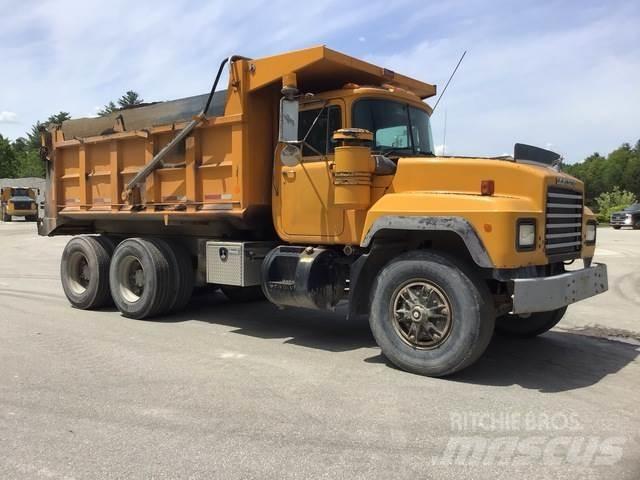 Mack RD688S Wywrotki