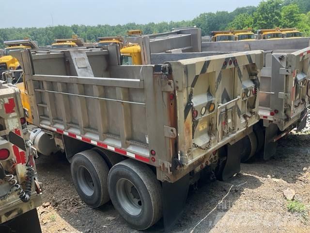 Mack RD688S Piaskarki i solarki