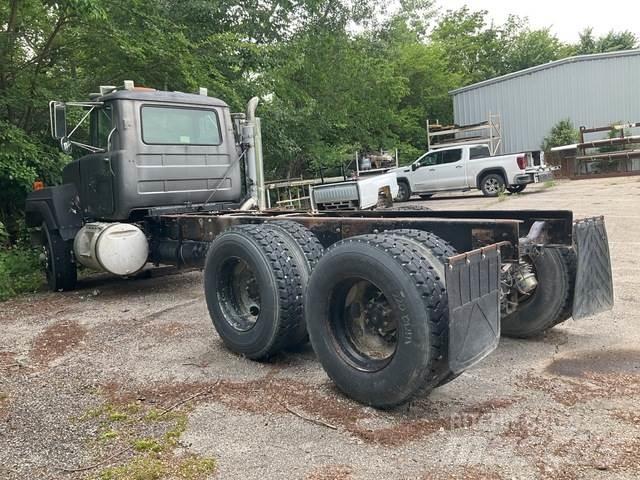 Mack RD688S Kabiny i wnętrze