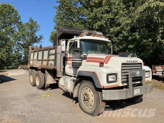 Mack RD688S Wywrotki