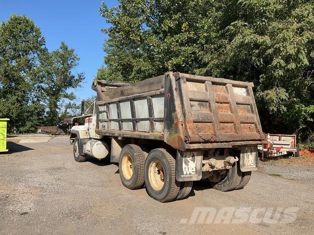 Mack RD688S Wywrotki