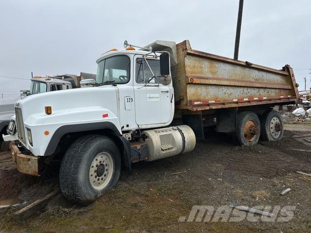 Mack RD688S Wywrotki