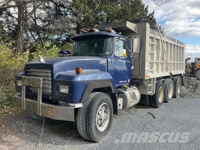 Mack RD688S Wywrotki
