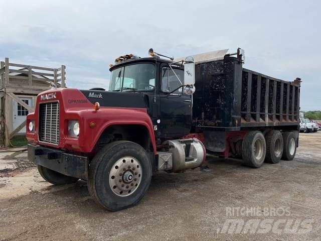 Mack RD690S Wywrotki