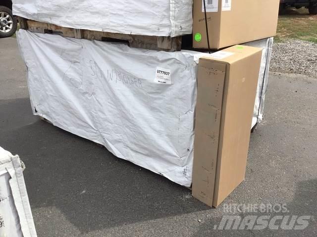 Mahindra  Inny sprzęt drogowy i odśnieżający