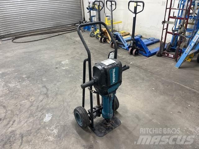 Makita HM1812 Maszyny budowlane - Inne