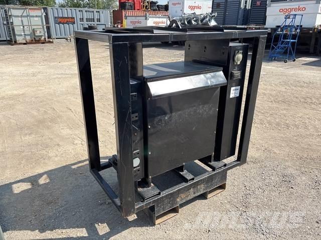 MCI XF75-E-A Maszyny budowlane - Inne