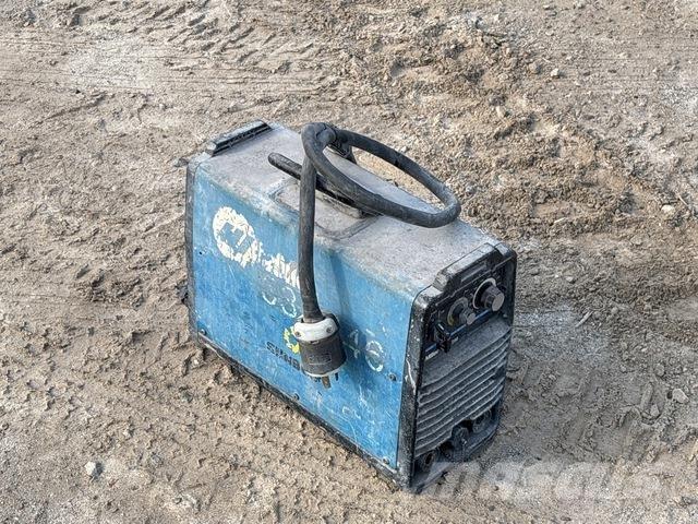 Miller CST-280 Urządzenia spawalnicze