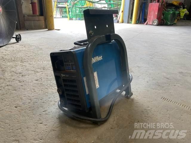 Miller CST 282 Urządzenia spawalnicze