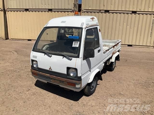 Mitsubishi  Maszyny komunalne