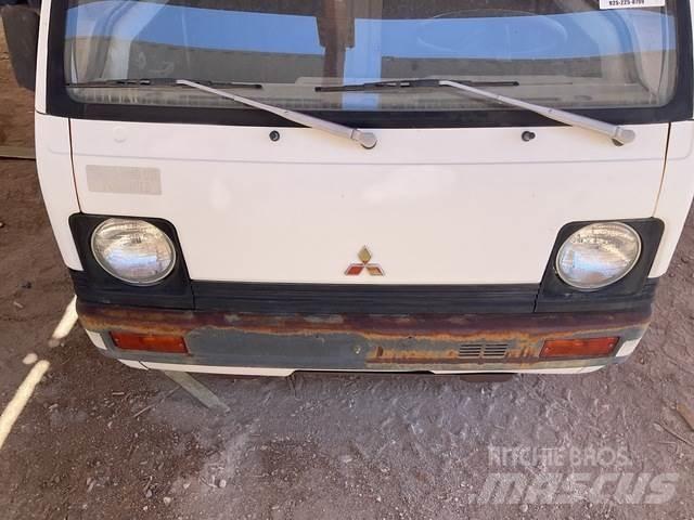 Mitsubishi  Maszyny komunalne