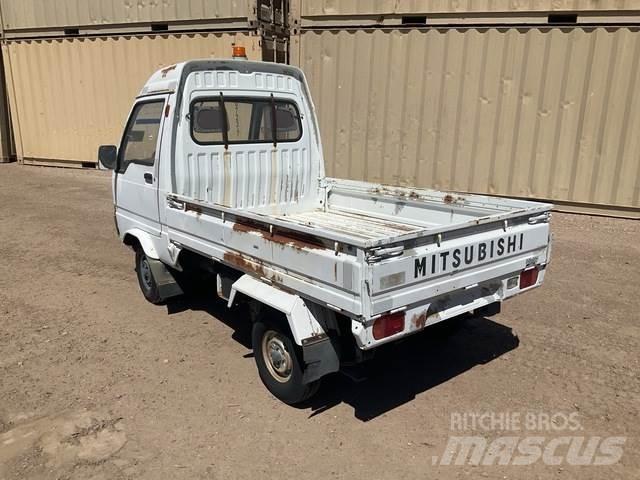 Mitsubishi  Maszyny komunalne