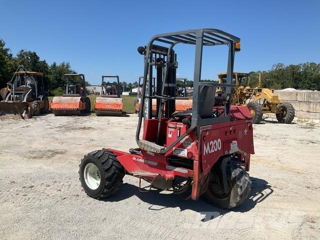 Moffett M5000 Wózki widłowe montowane do pojazdów