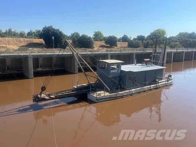  Moore Łodzie, pontony i barki budowlane