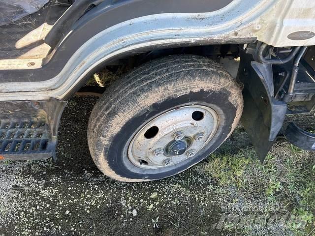 Nissan Atlas Ciężarówki typu Platforma / Skrzynia