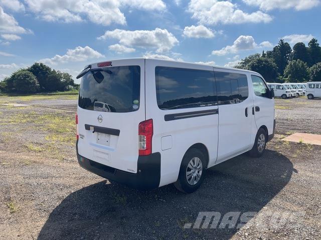 Nissan CARAVAN Maszyny budowlane - Inne