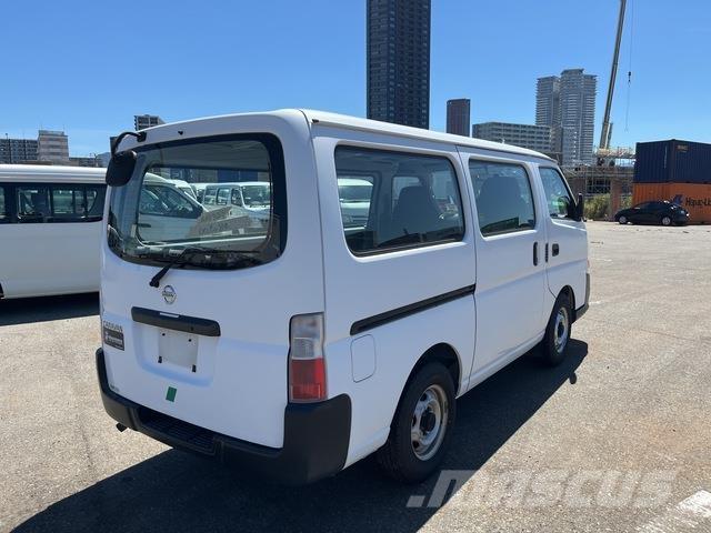 Nissan CARAVAN Maszyny budowlane - Inne