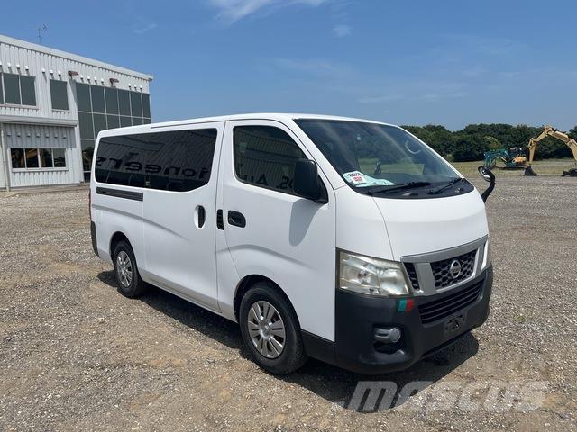 Nissan Caravan Maszyny budowlane - Inne