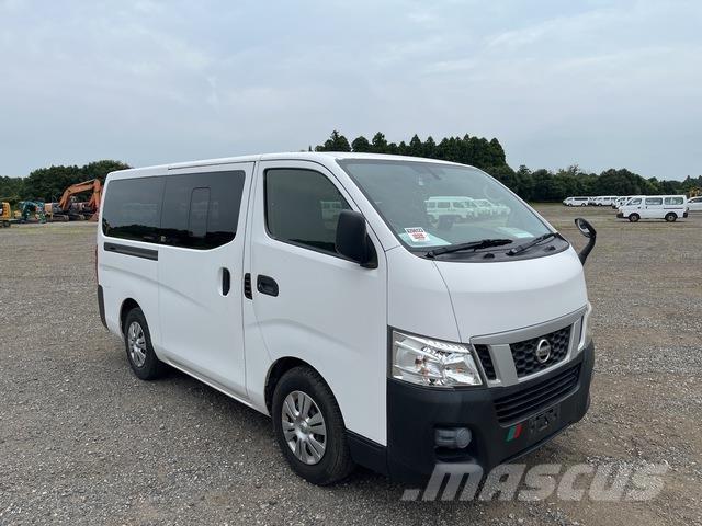 Nissan Caravan Maszyny budowlane - Inne