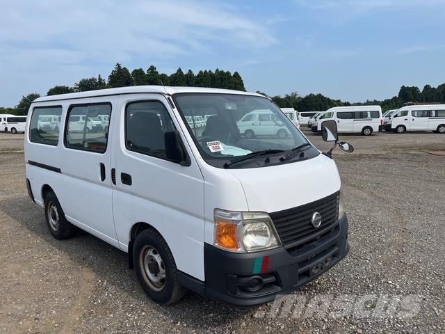 Nissan Caravan Maszyny budowlane - Inne